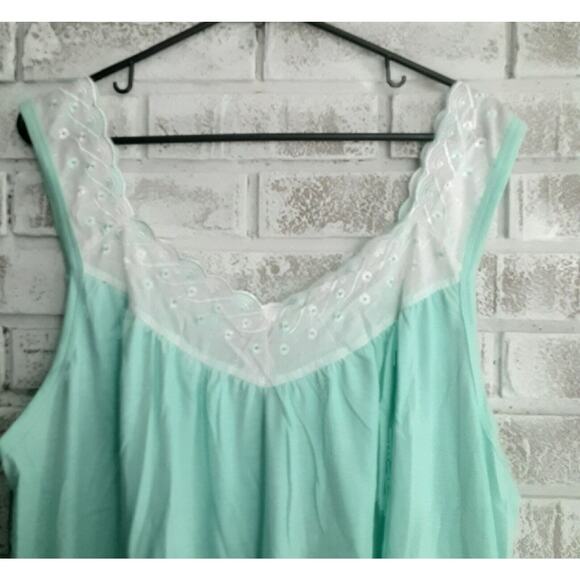 Vintage Anthony Richards Cool Mint Embroidered Nightgown 1X Comfort - Picture 2 of 8